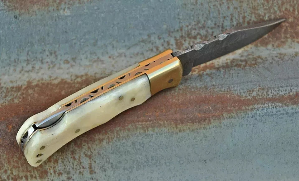 Handmade Damascus Steel Camping Tactical Folding blade Pocket Knife Lock-back