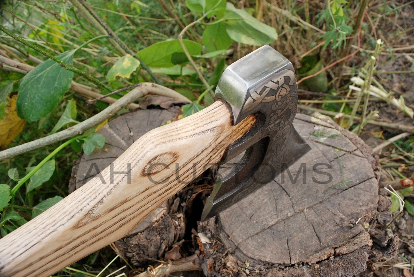 BEAUTIFUL CUSTOM HANDMADE CARBON PREMIUM TOMAHAWK VIKING AXE THROWING