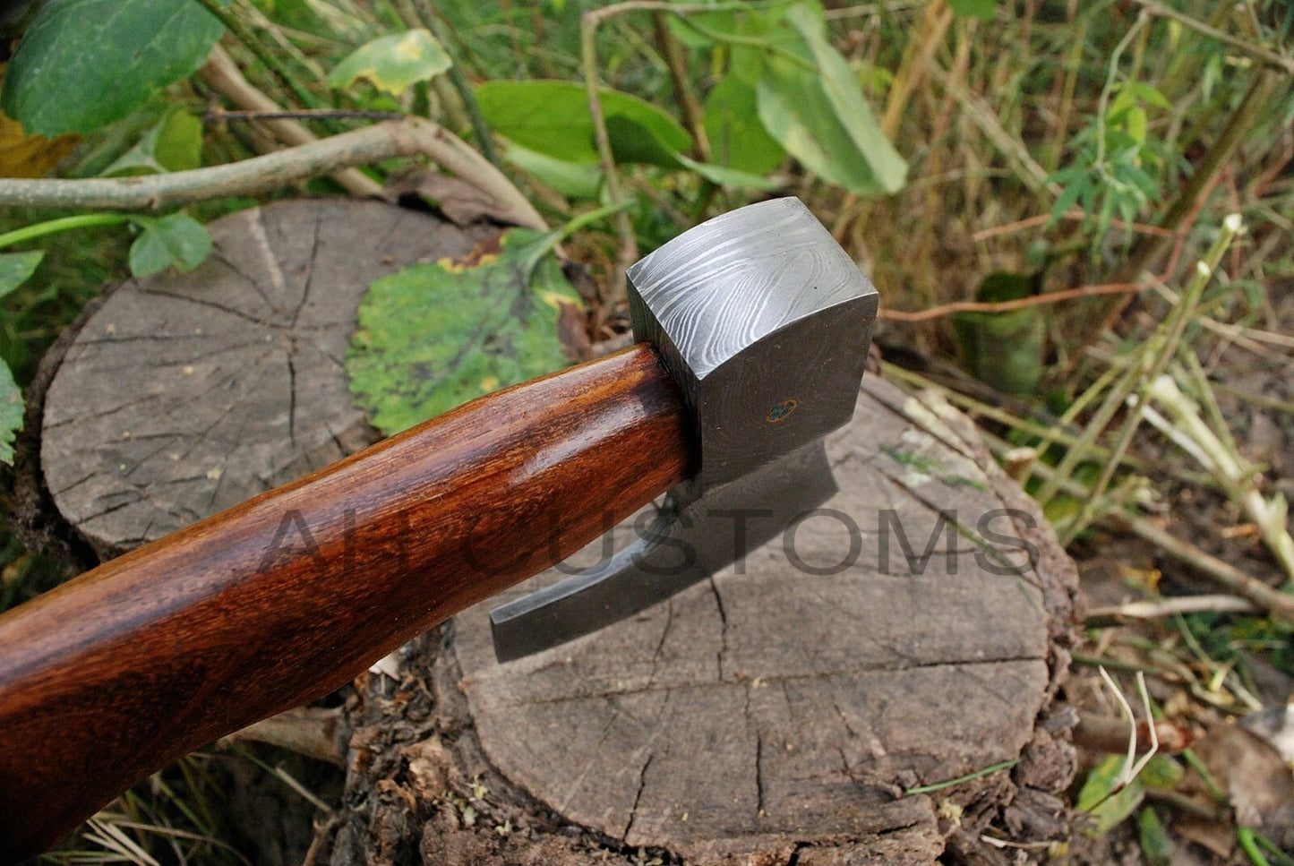 CUSTOM DAMASCUS STEEL TOMAHAWK , HATCHET , AXE ,INTEGRAL , AXE + SHEATH