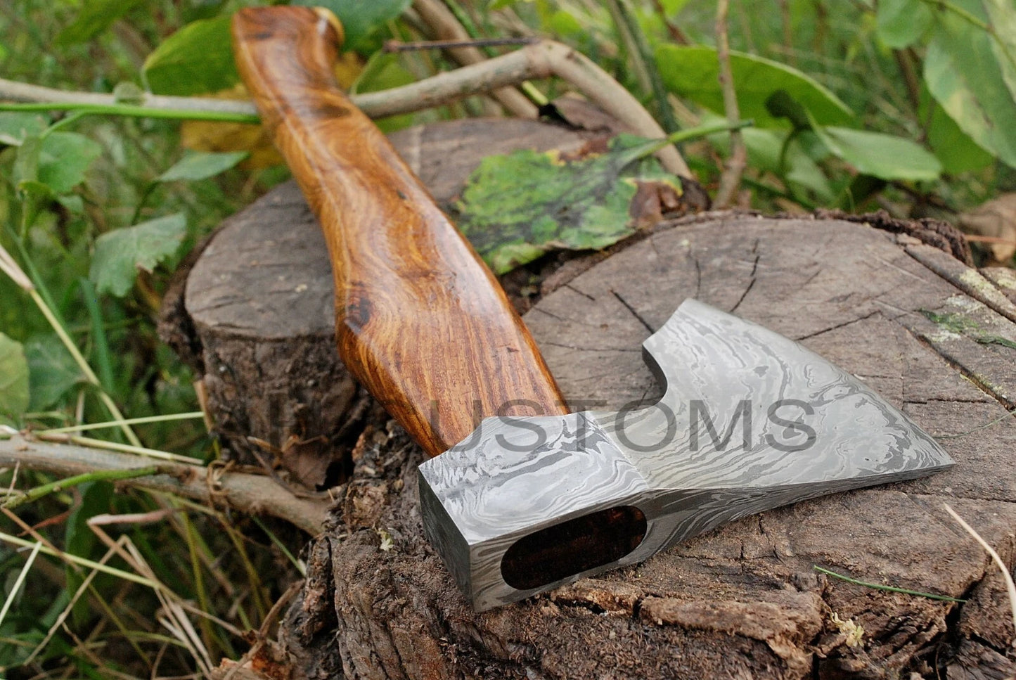HAND MADE DAMASCUS STEEL TOMAHAWK, HATCHET, AXE ,INTEGRAL, AXE