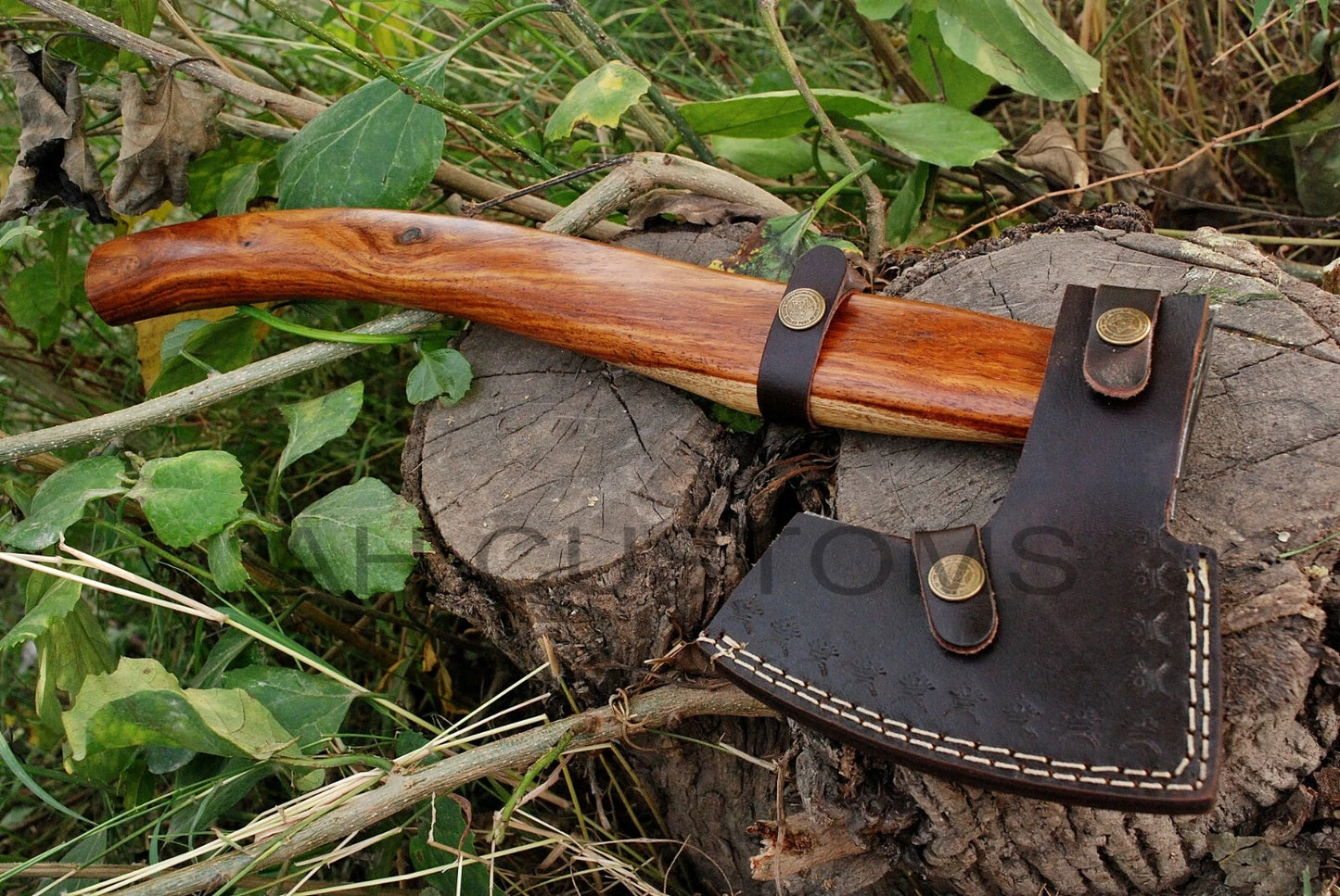 HAND MADE DAMASCUS STEEL TOMAHAWK, HATCHET, AXE ,INTEGRAL, AXE