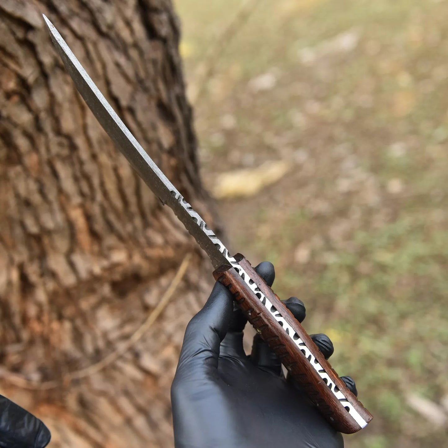 Custom Hand Made Damascus Hunting Knife / Hand Forged Damascus Steel Blade