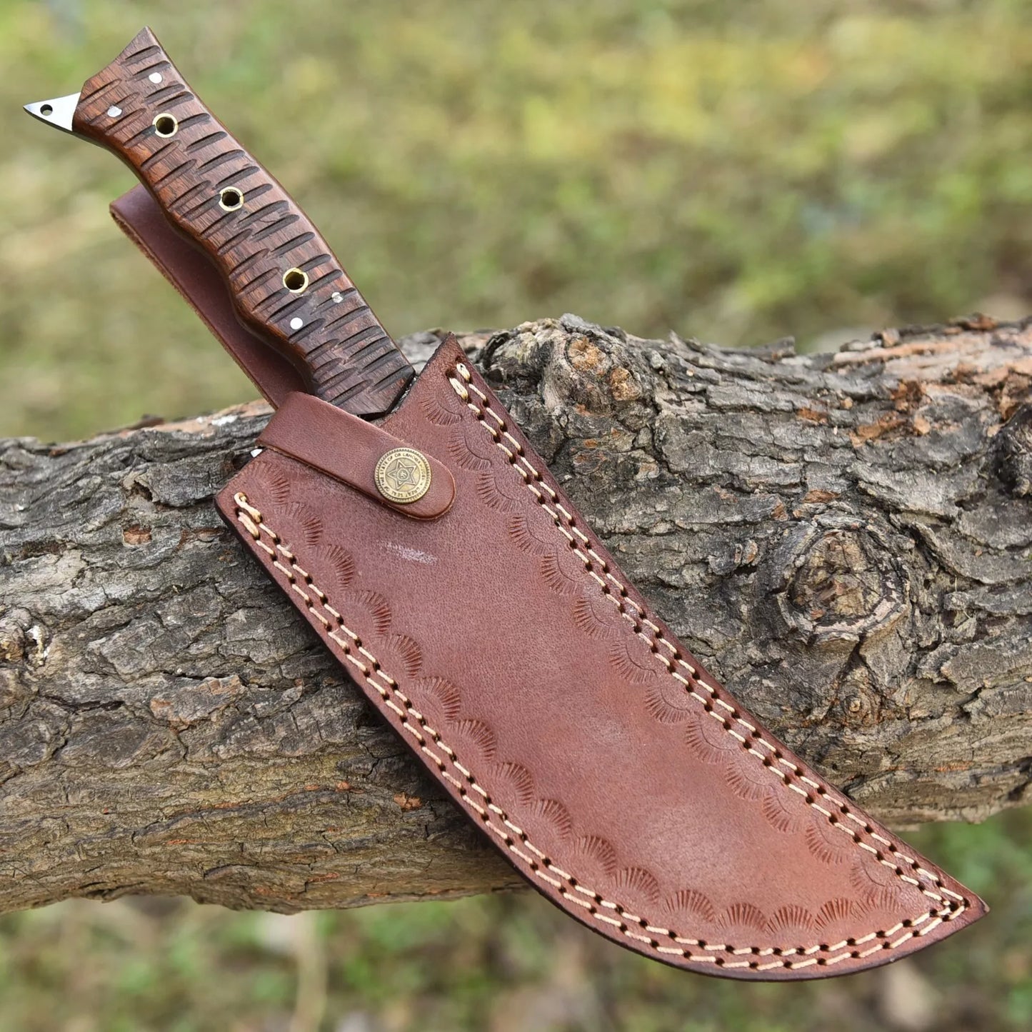 Custom Hand Made Damascus Hunting Knife / Hand Forged Damascus Steel Blade