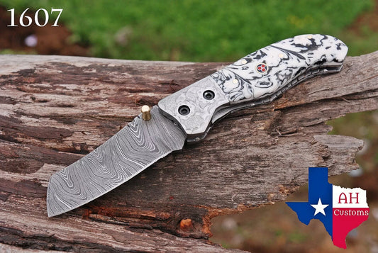 HAND FORGED DAMASCUS STEEL FOLDING POCKET KNIFE W/RISEN & BOLSTER HANDLE