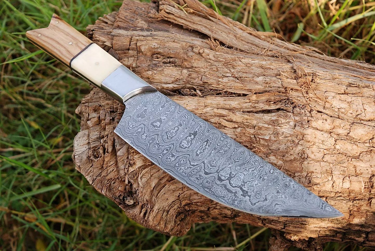 HAND FORGED DAMASCUS STEEL CHEF KNIFE W/ CAMEL BONE & WOOD HANDLE