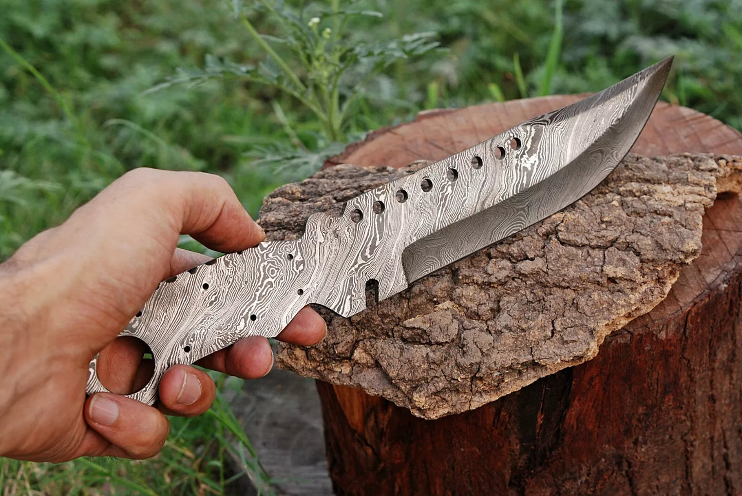 CUSTOM HAND FORGED DAMASCUS STEEL BLANK BLADE HUNTING KNIFE