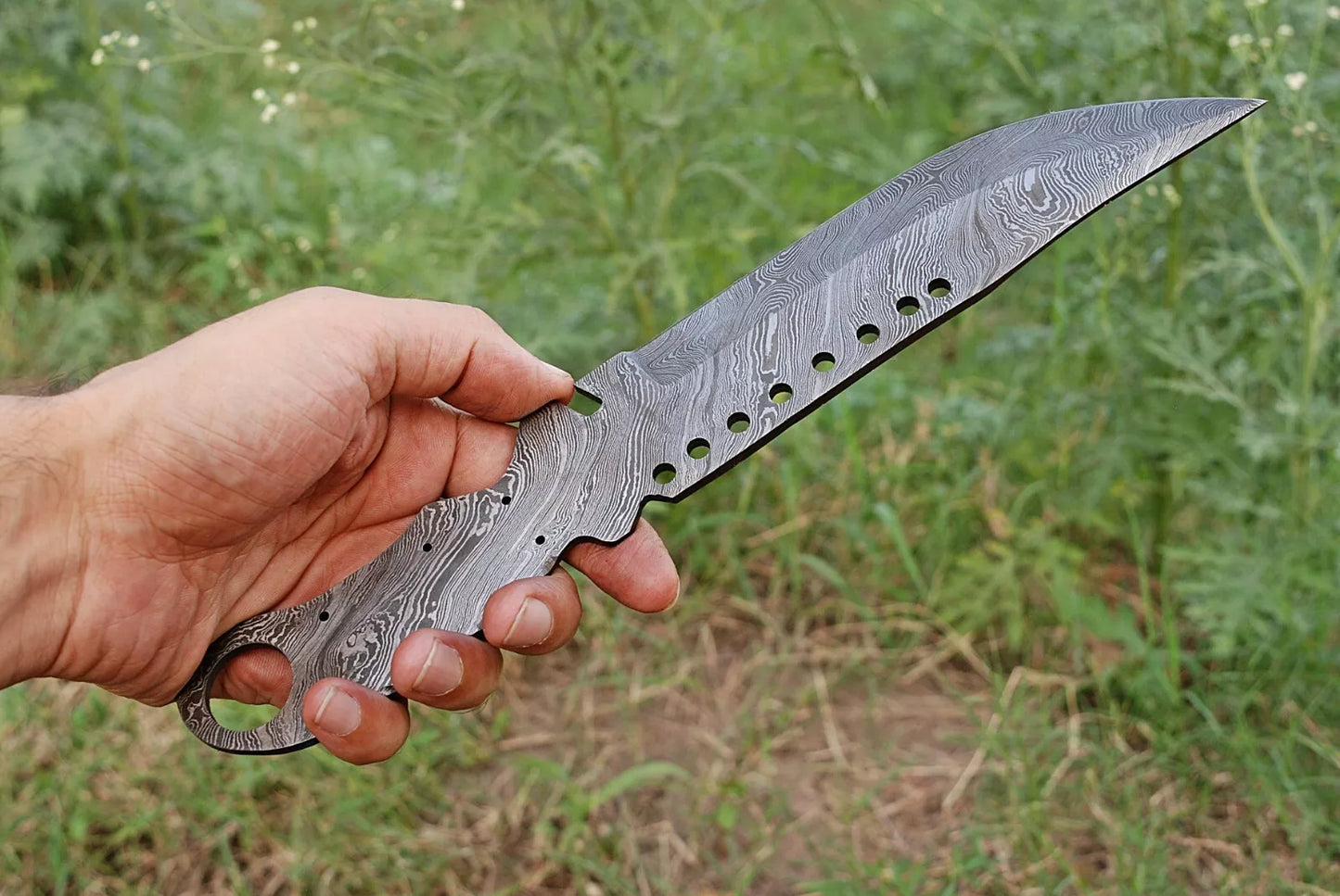CUSTOM HAND FORGED DAMASCUS STEEL BLANK BLADE HUNTING KNIFE