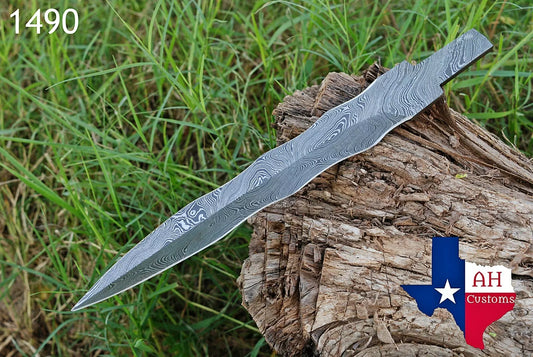 CUSTOM HAND FORGED DAMASCUS DAGGER HUNTING BOOT KNIFE BLANK BLADE Full Tang