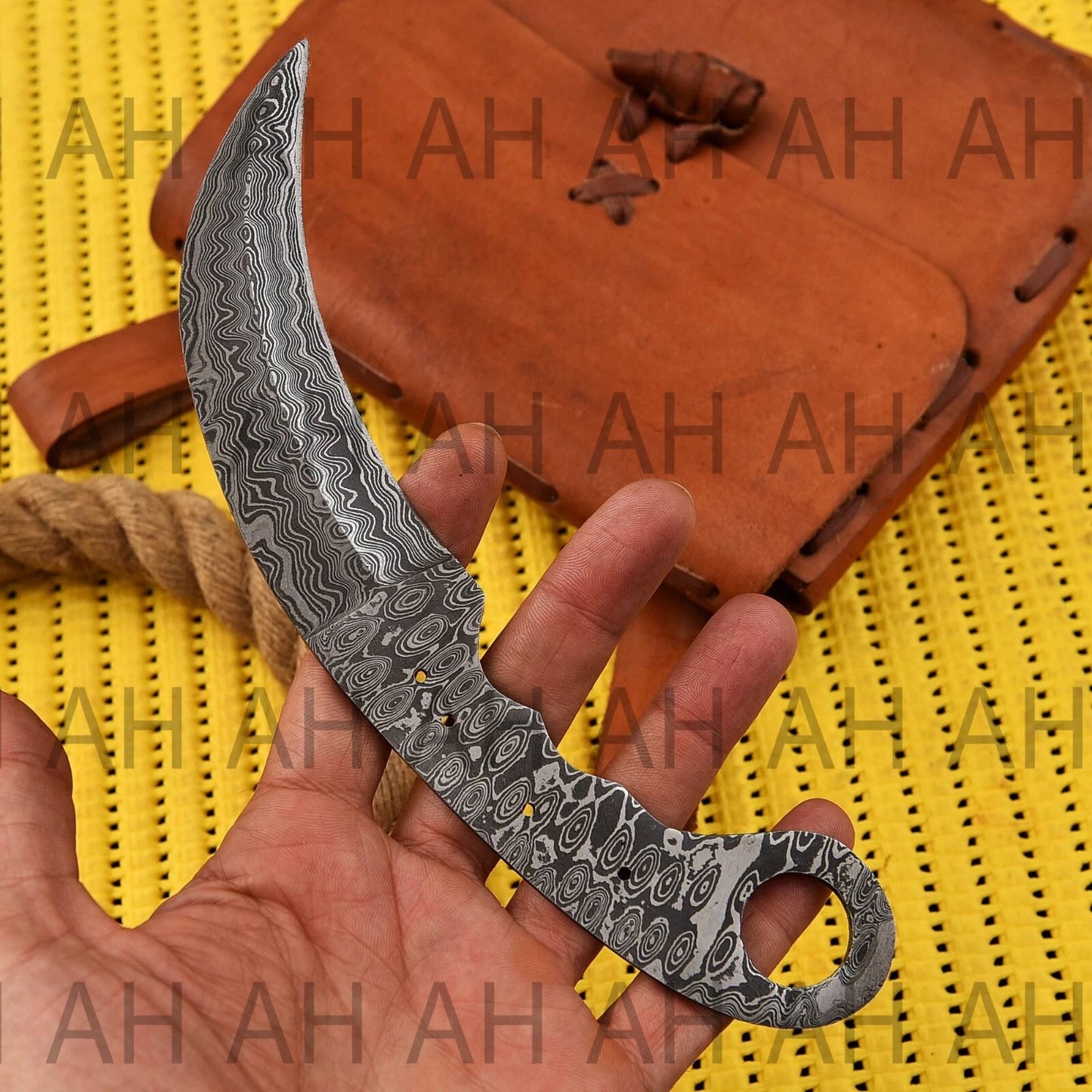 FULL TANG HAND FORGED DAMASCUS STEEL KARAMBIT KNIFE BLANK BLADE