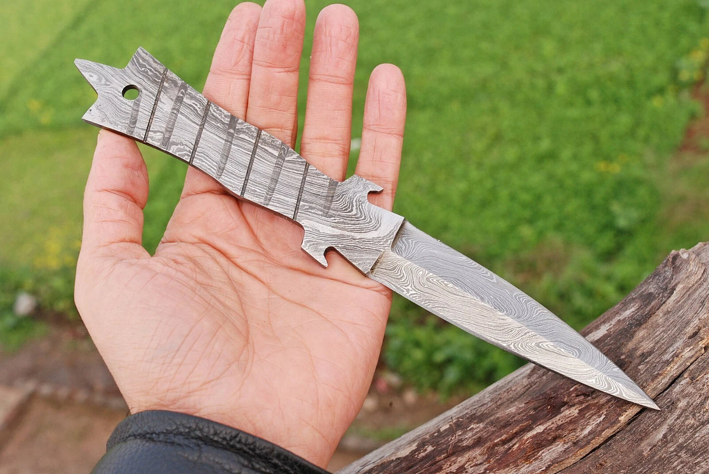 HAND FORGED DAMASCUS STEEL HUNTING BLANK BLADE KNIFE FULL TANG