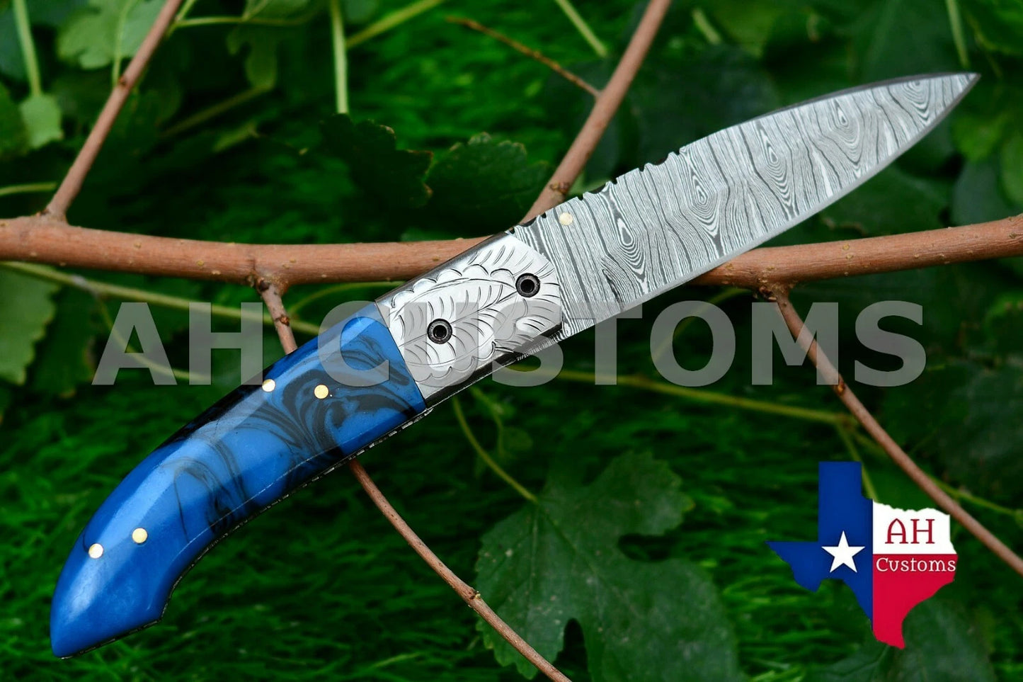 Handmade 512-Layer Damascus Steel Folding Pocket Knife with Resin Handle & Leather Sheath