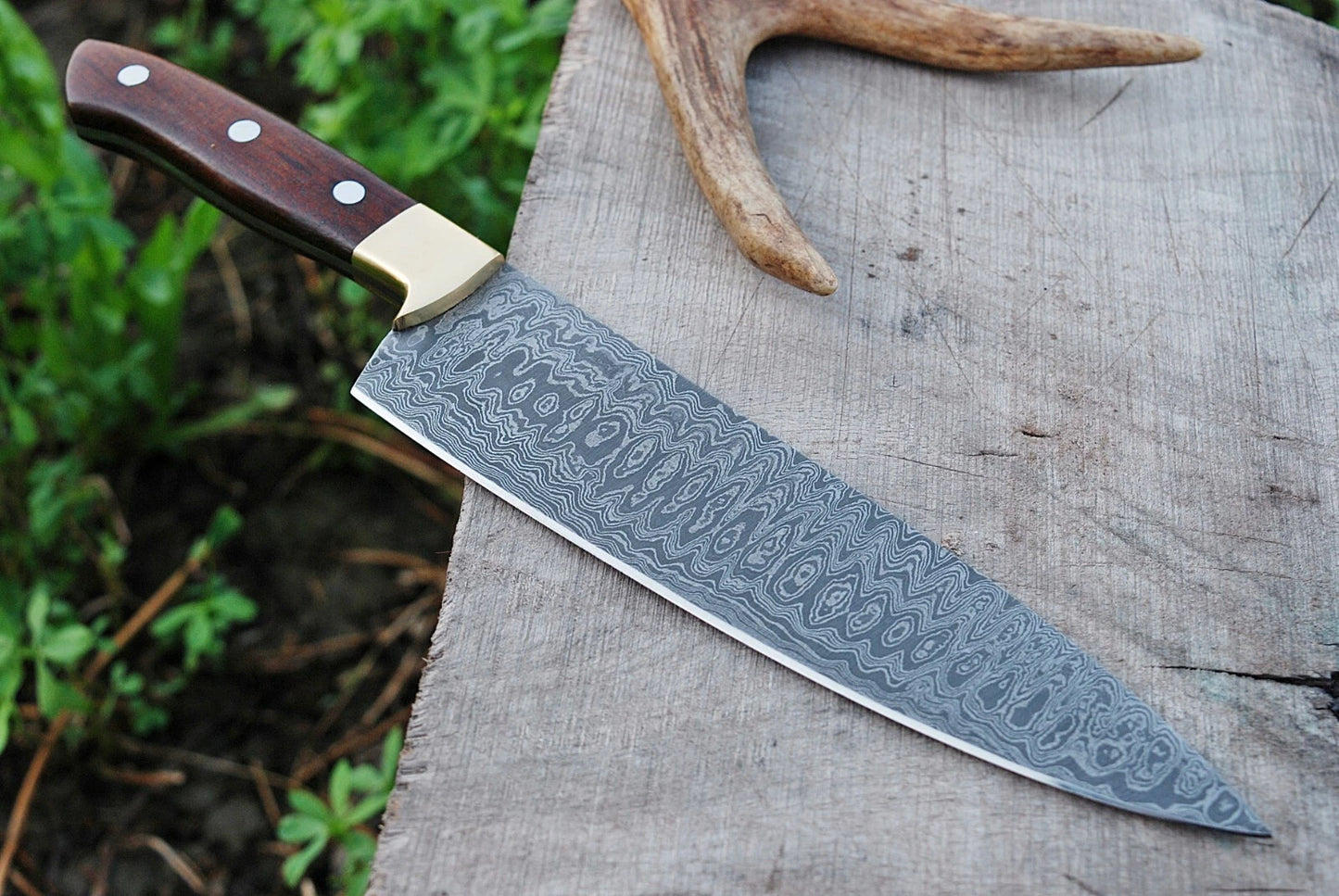 Hand Forged Damascus Steel Chef Knife with Brass Guard & Frost Wood Handle – 512 Layers Professional Kitchen Knife