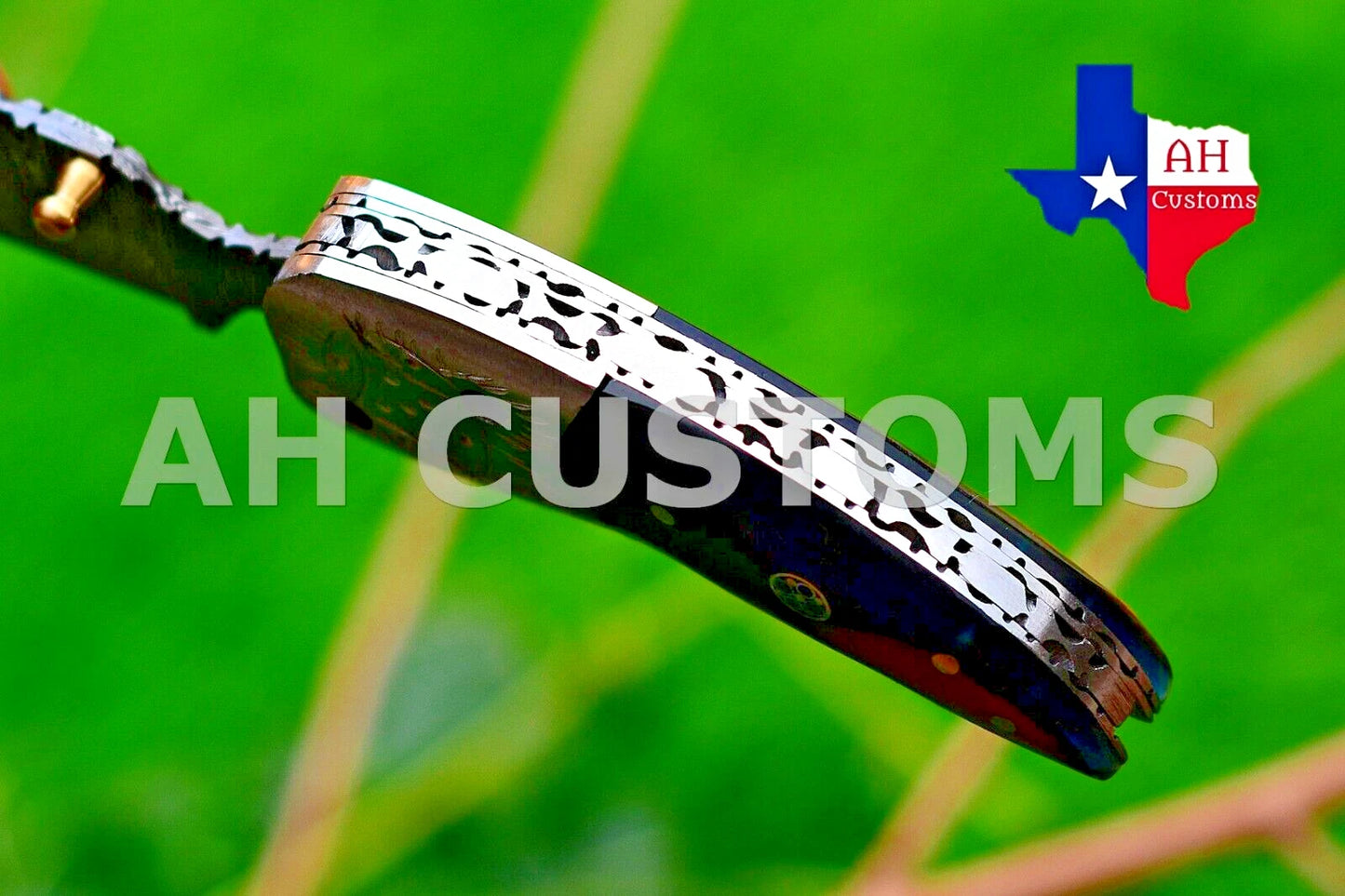 Handmade 512-Layer Damascus Steel Folding Pocket Knife with Resin Handle & Leather Sheath