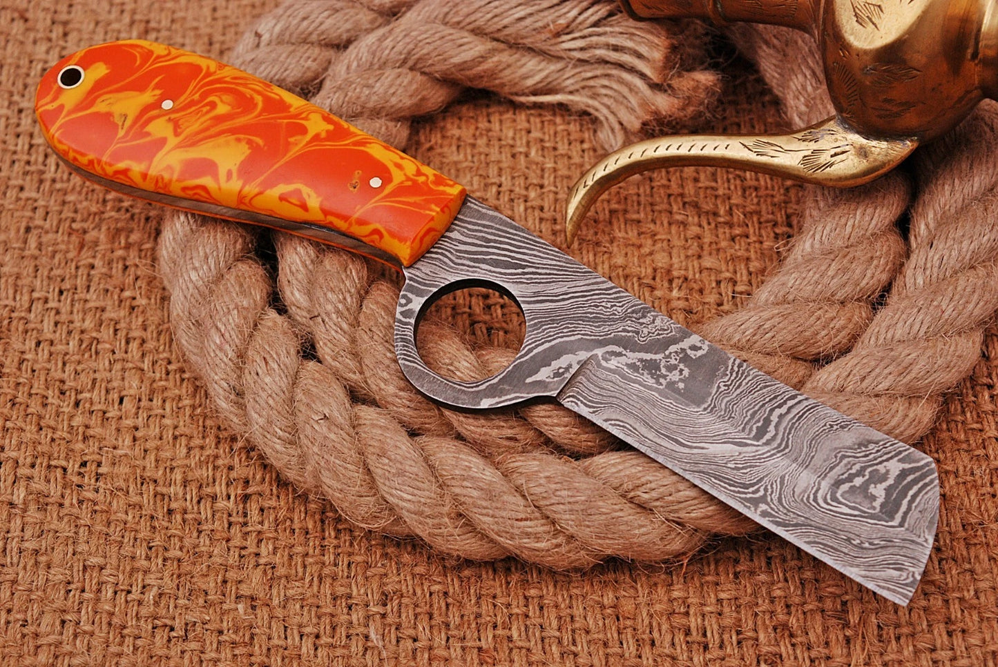 Hand Forged 512-Layer Damascus Steel Fixed Blade Tool with Leather Sheath – Handmade Collector Piece