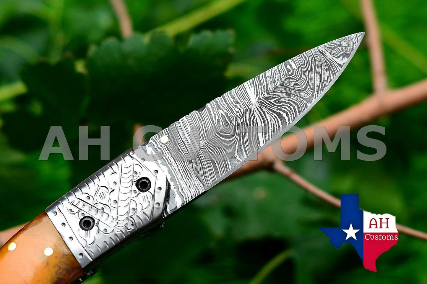 Handmade 512-Layer Damascus Steel Folding Pocket Knife with Resin Handle & Leather Sheath