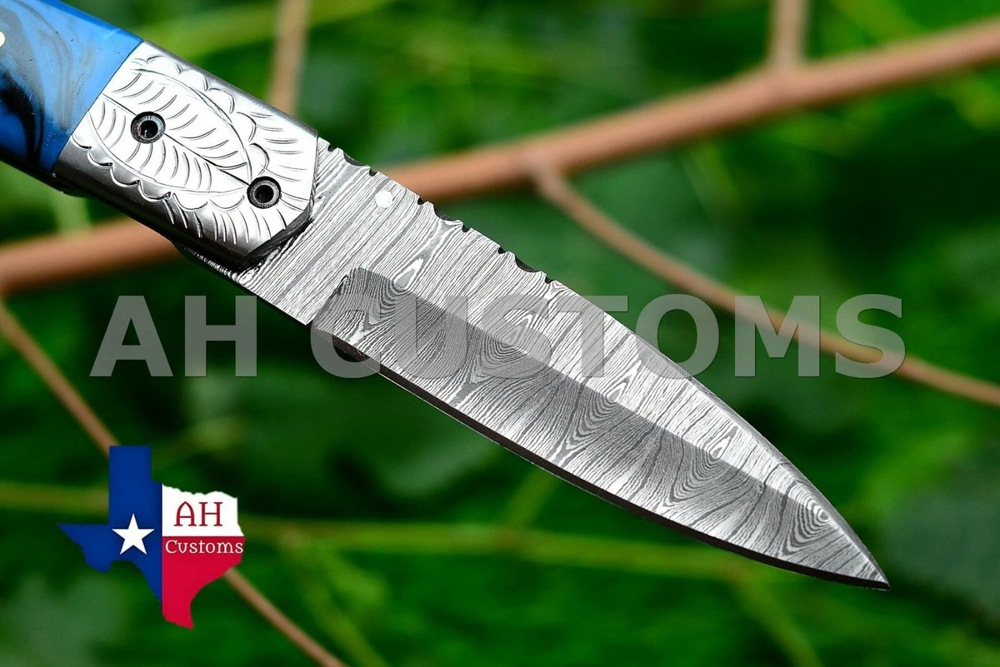 Handmade 512-Layer Damascus Steel Folding Pocket Knife with Resin Handle & Leather Sheath