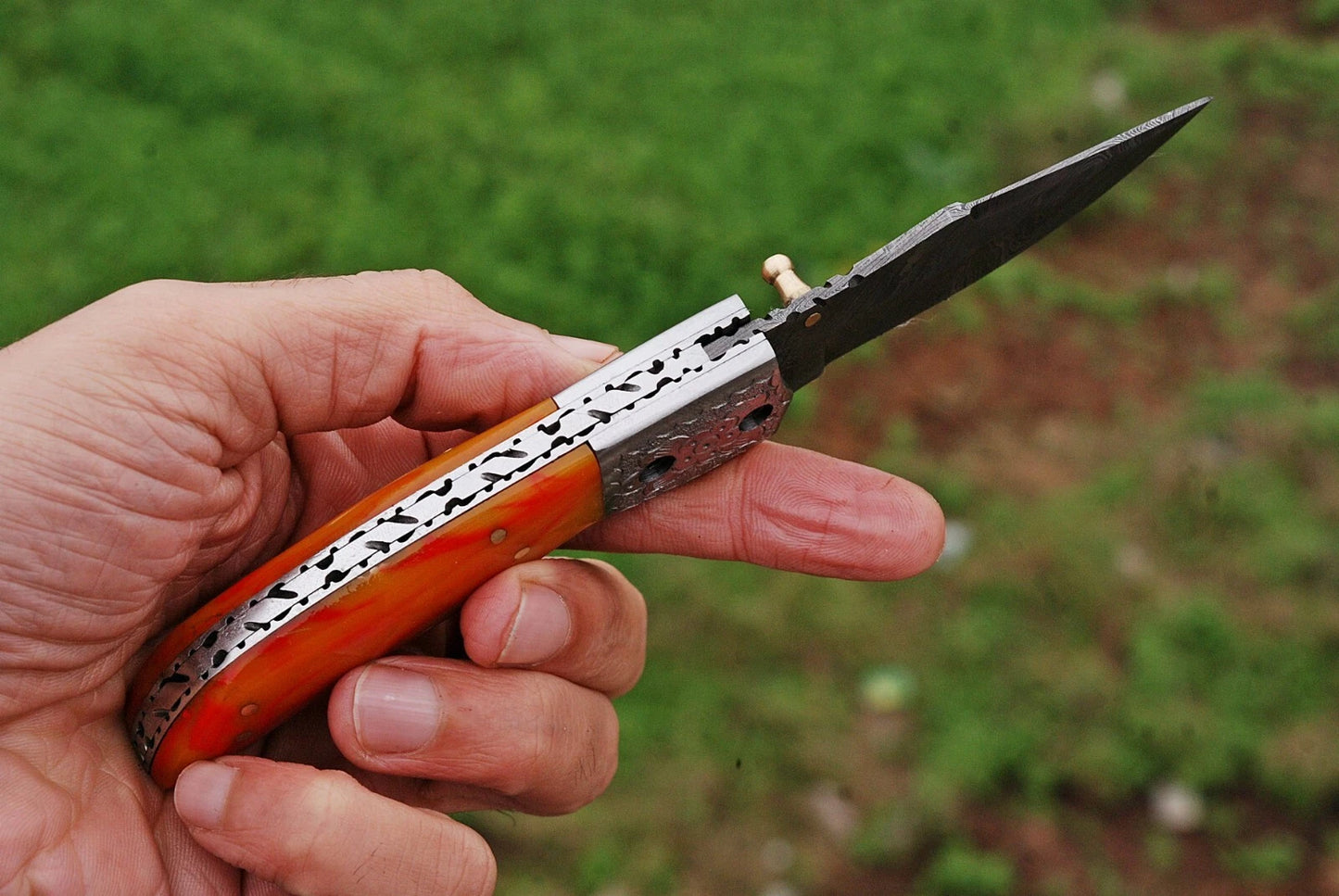 Premium Hand-Forged Damascus Folding Pocket Knife – Engraved Bolster Handle | 512 Layers | Leather Sheath Included