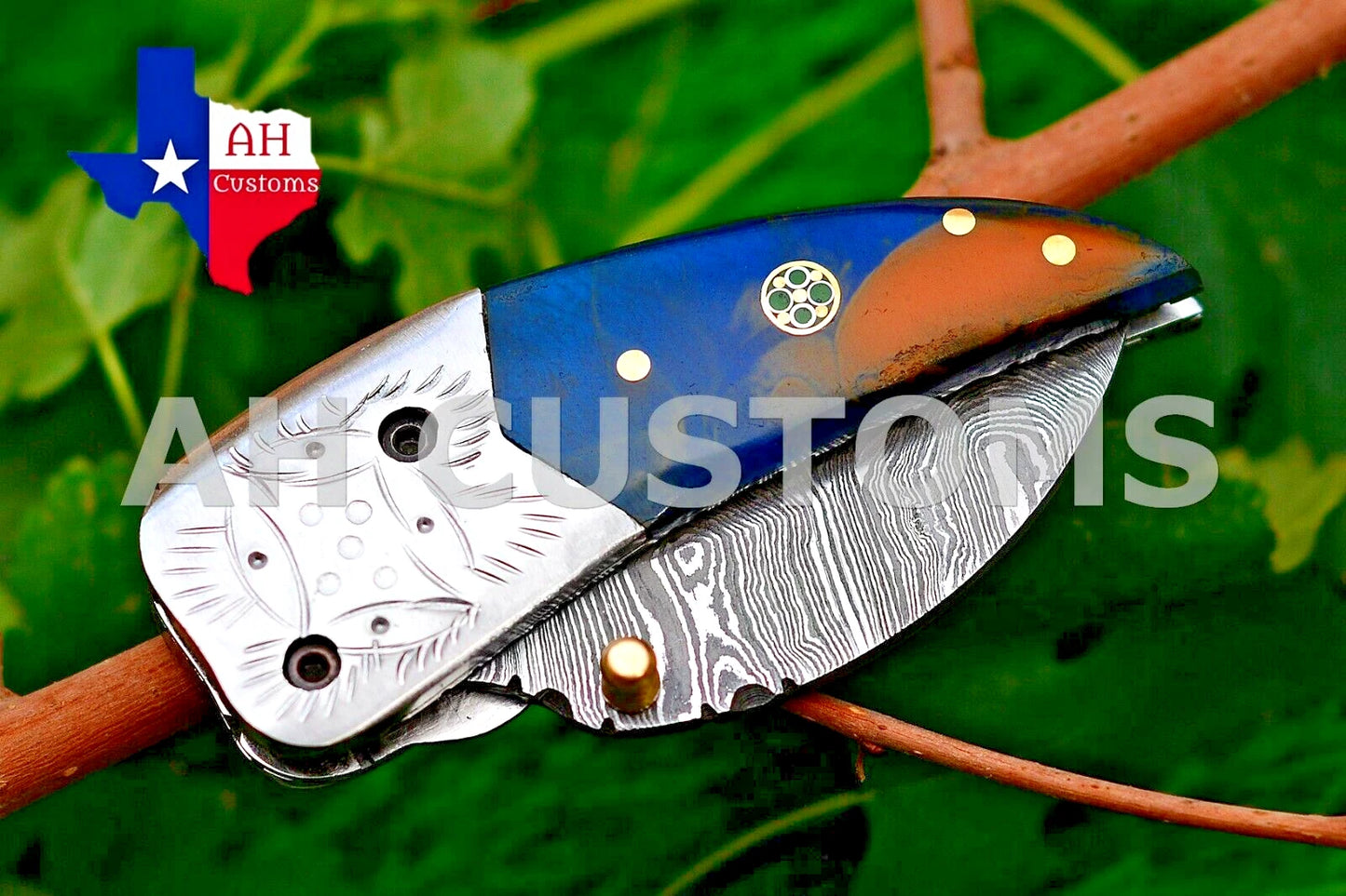Handmade 512-Layer Damascus Steel Folding Pocket Knife with Resin Handle & Leather Sheath