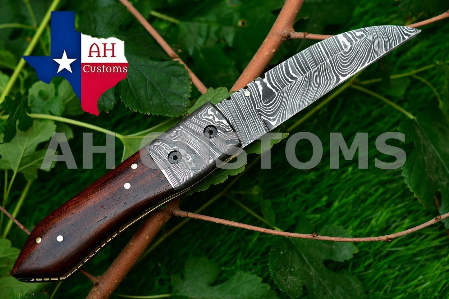 Handmade 512-Layer Damascus Steel Folding Pocket Knife with Wood Handle & Leather Sheath