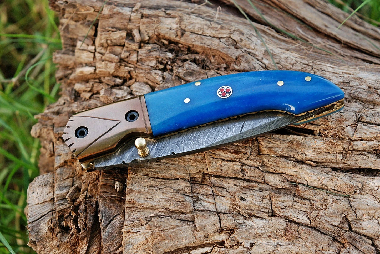 Handmade 512-Layer Damascus Steel Folding Pocket Knife with Bone & Copper Bolster Handle – Leather Sheath