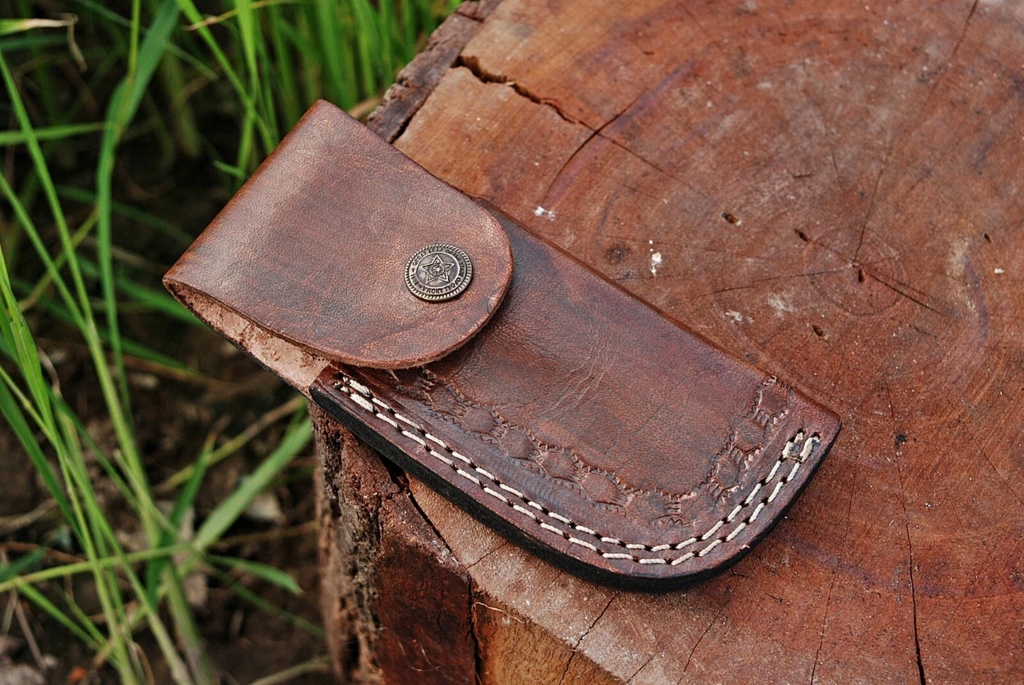 Handmade 512-Layer Damascus Steel Folding Pocket Knife with Bone Handle & Leather Sheath