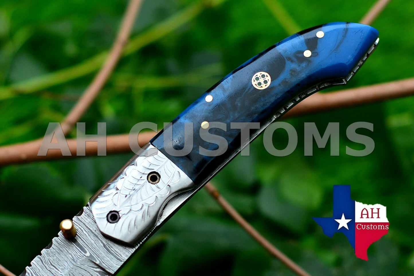 Handmade 512-Layer Damascus Steel Folding Pocket Knife with Resin Handle & Leather Sheath