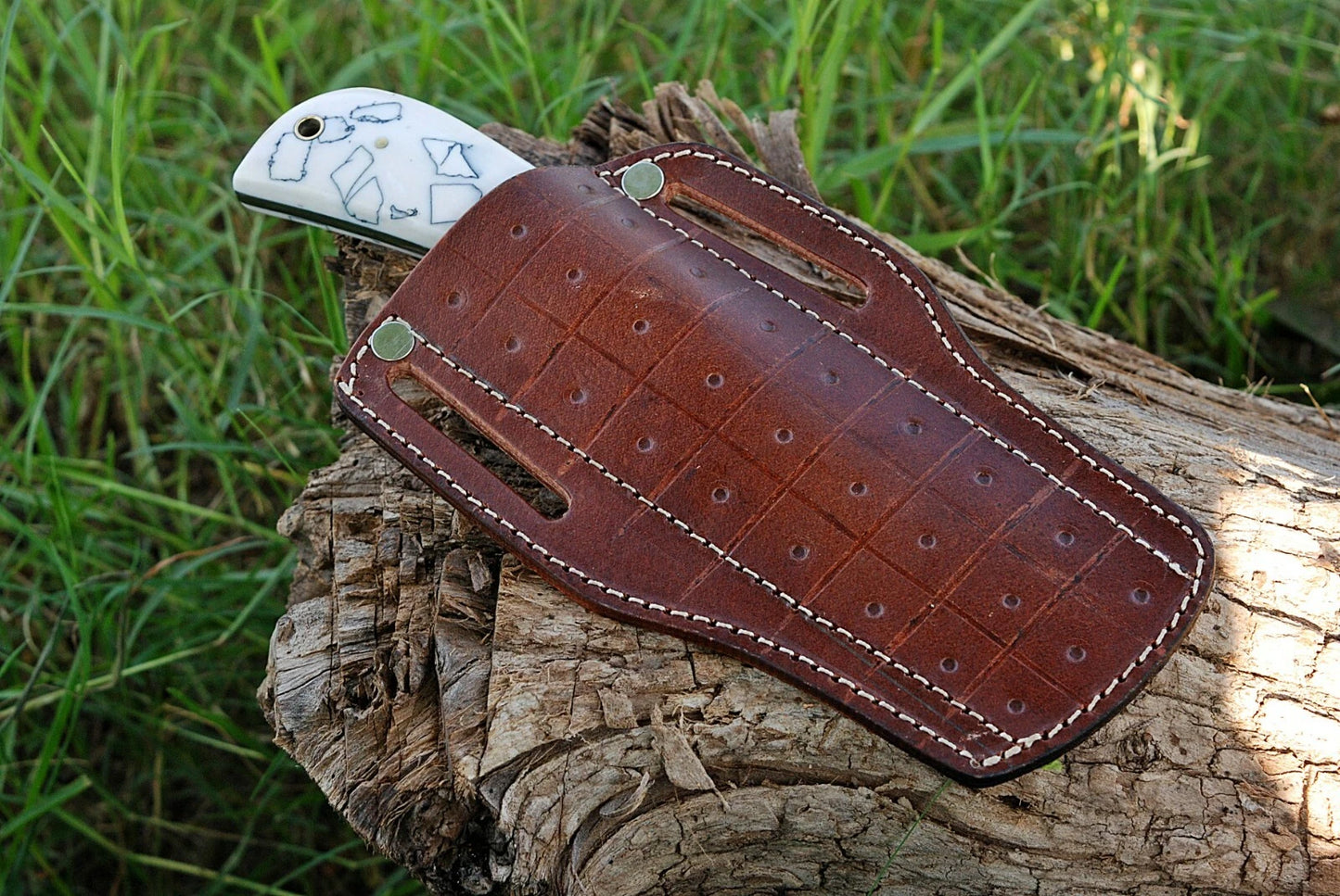 Premium Hand-Forged Railroad Steel Fixed Blade Tool – Raised Handle Leather Sheath Included