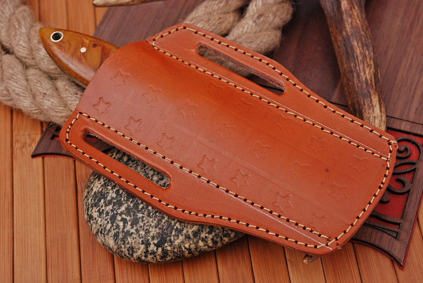 Hand Forged Damascus Steel Fixed Blade Tool with Risen Handle – Handmade Collector Piece with Leather Sheath