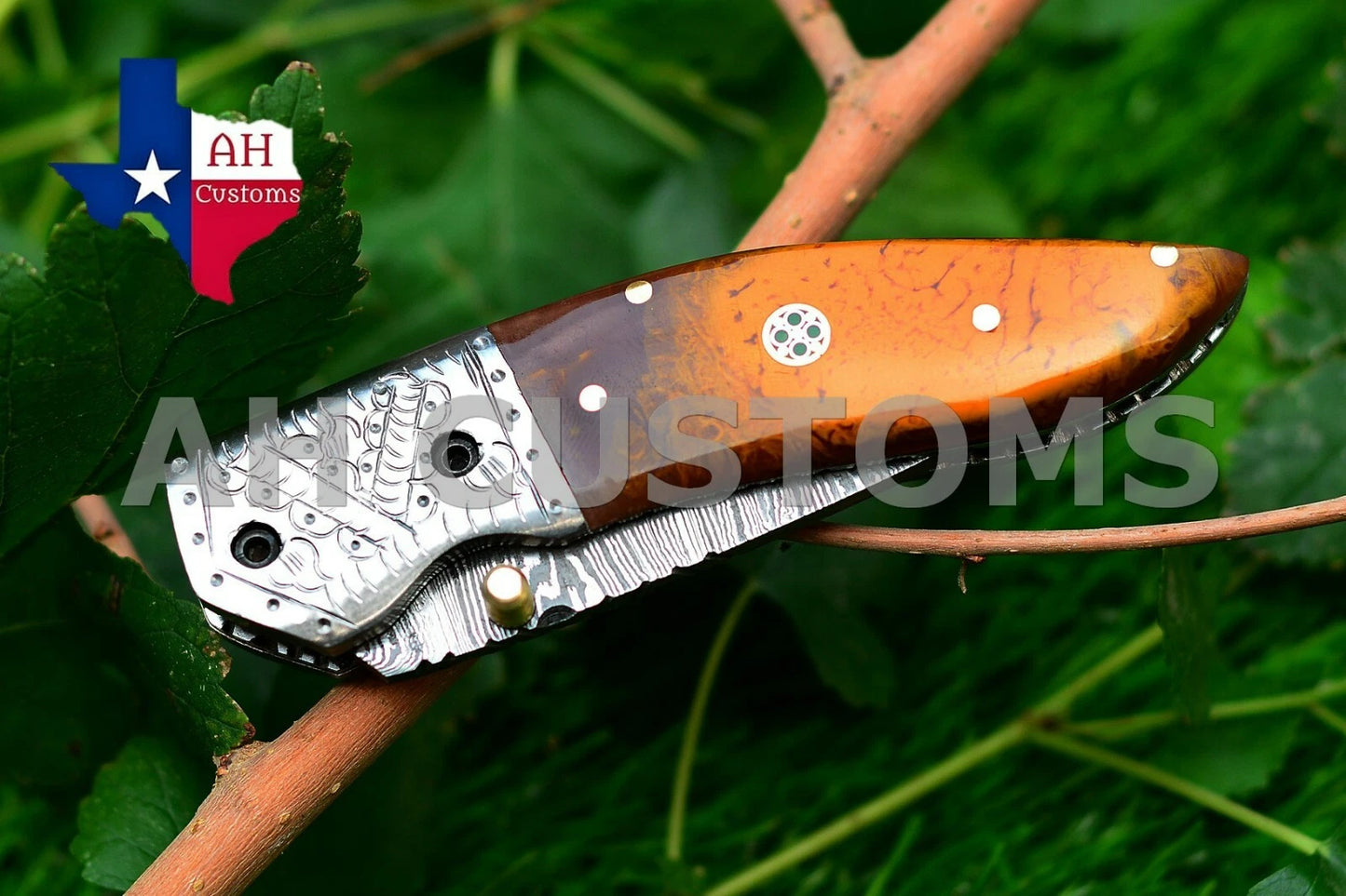 Handmade 512-Layer Damascus Steel Folding Pocket Knife with Resin Handle & Leather Sheath