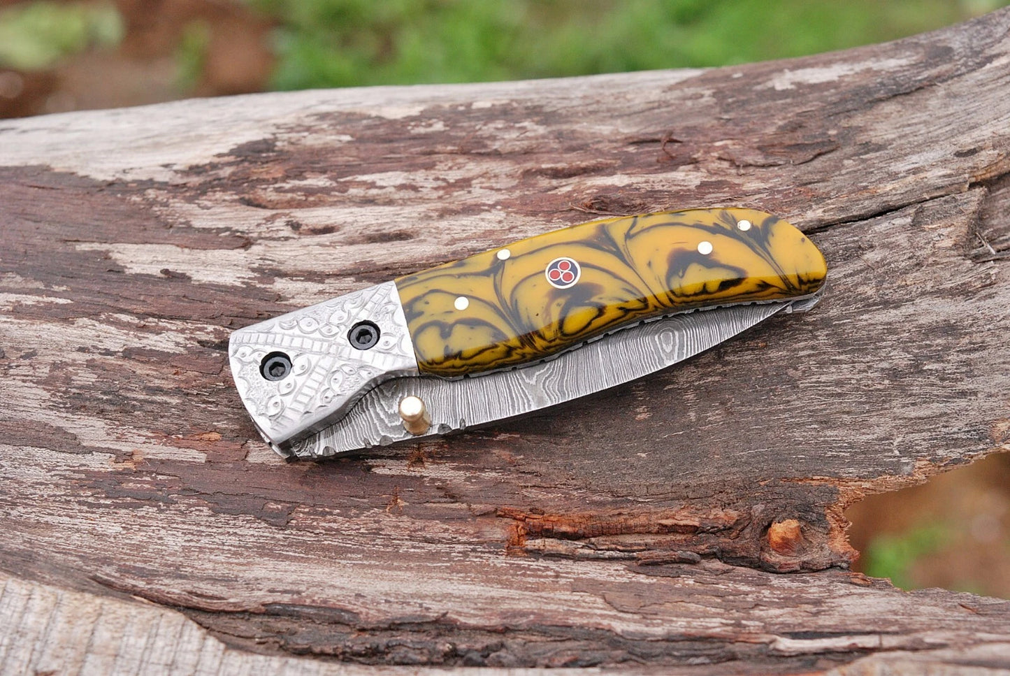 Premium Hand-Forged Damascus Folding Pocket Knife – Engraved Bolster Handle | 512 Layers | Leather Sheath Included 1590