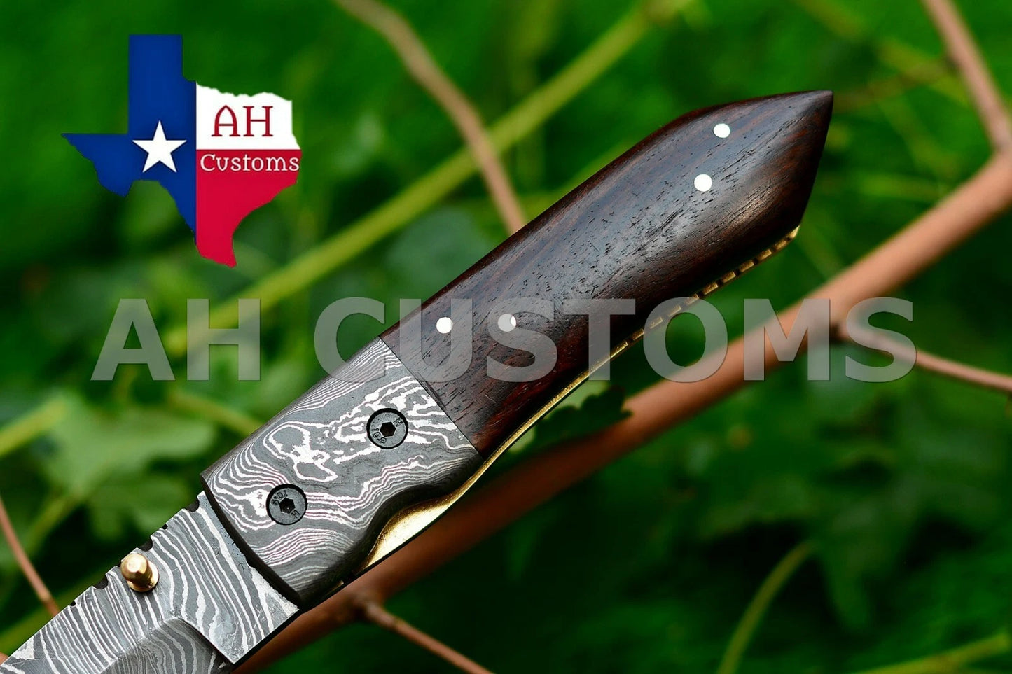 Handmade 512-Layer Damascus Steel Folding Pocket Knife with Wood Handle & Leather Sheath
