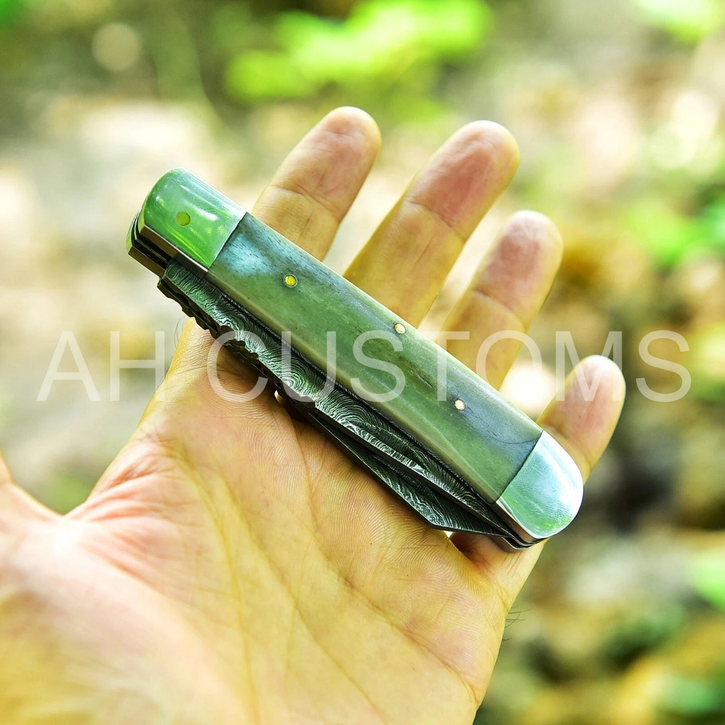 Handmade 512-Layer Damascus Steel Double Blade Trapper Folding Pocket Knife – Clip & Spay Blades with Leather Sheath